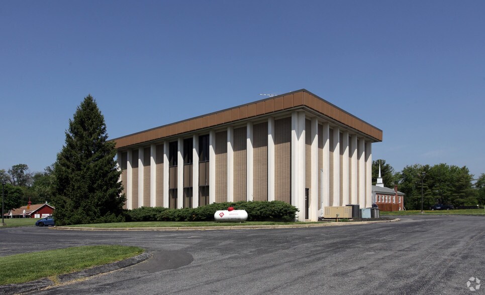 More Photos Of 6835 Olney Laytonsville Rd, Laytonsville Medical For Sale