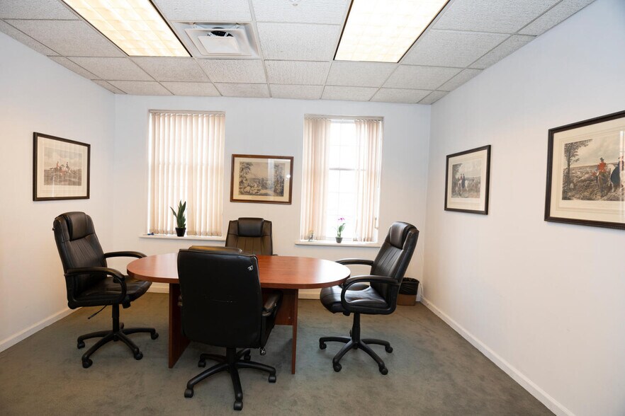 More Photos Of 550 Kinderkamack Rd, Oradell Medical For Lease