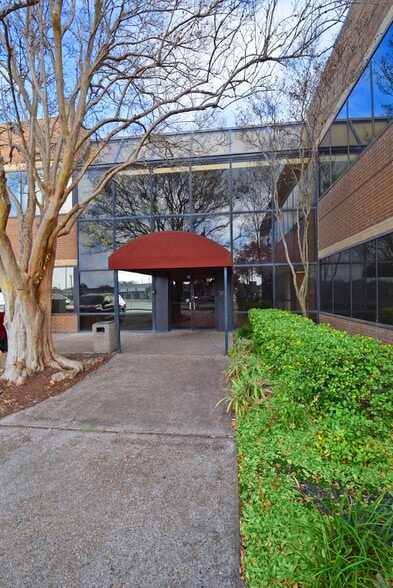 More Photos Of 4646 Corona Dr, Corpus Christi Office For Lease