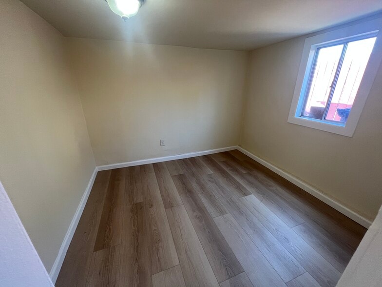 More Photos Of 4114 E 17th St, Oakland Apartments For Sale