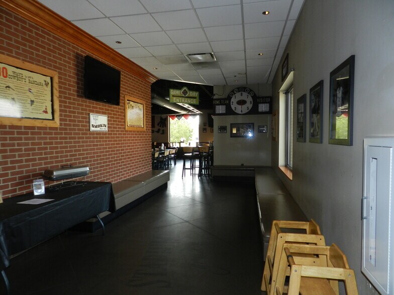 More Photos Of 309 E Main St, Carbondale Restaurant For Sale