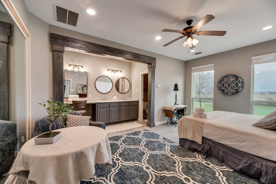 More Photos Of 955 Jack Eastham, Avalon Land For Sale