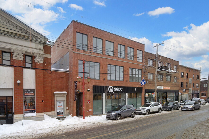 Primary Photo Of 980 Rue Notre-Dame O, Montréal Storefront Retail Office For Lease