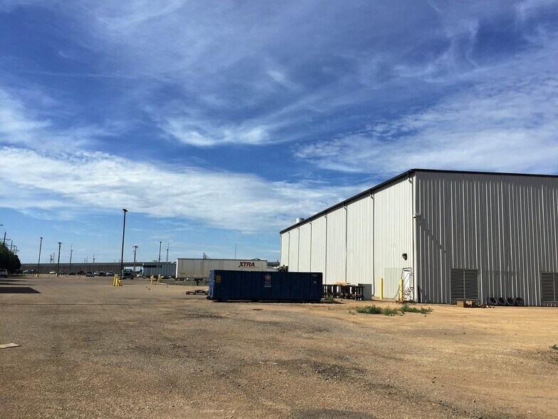 More Photos Of 421 E 34th St SE, Amarillo Industrial For Sale