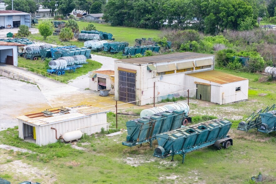 More Photos Of 100 Thornhill Rd, Auburndale Manufacturing For Sale