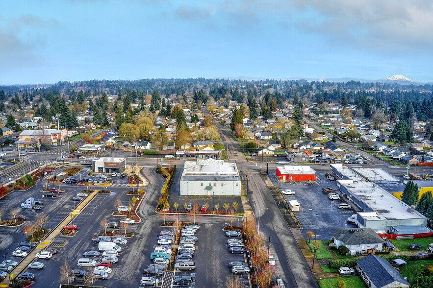 More Photos Of 2825 E Fourth Plain Blvd, Vancouver Freestanding For Lease