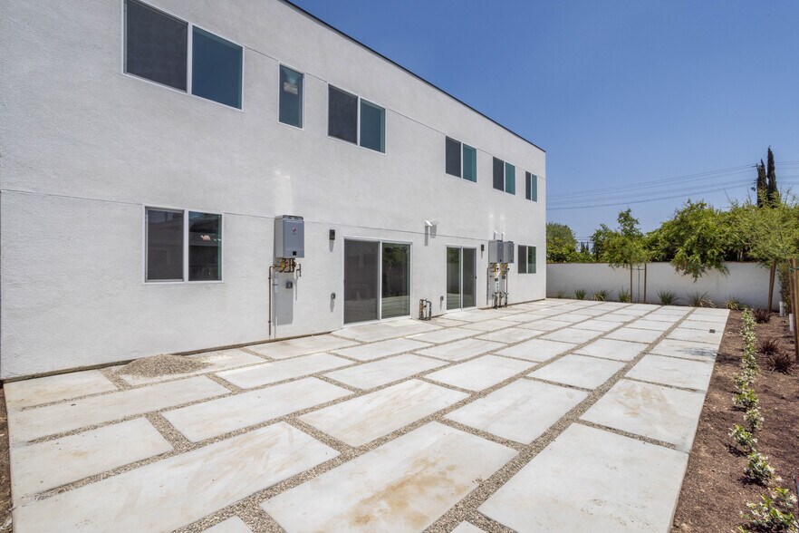 More Photos Of 12647-12649 N Bradley Ave, Sylmar Apartments For Sale