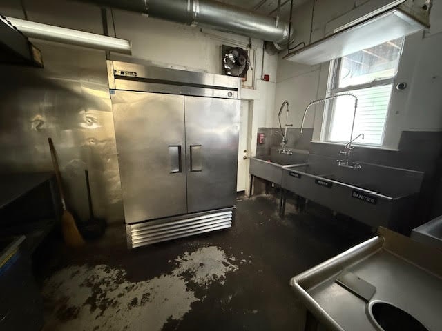 More Photos Of 1383 Washington St, Newton Storefront Retail Office For Lease