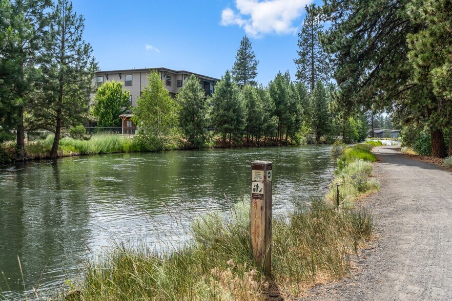 More Photos Of 363 SW Garfield Ave, Bend Apartments For Sale