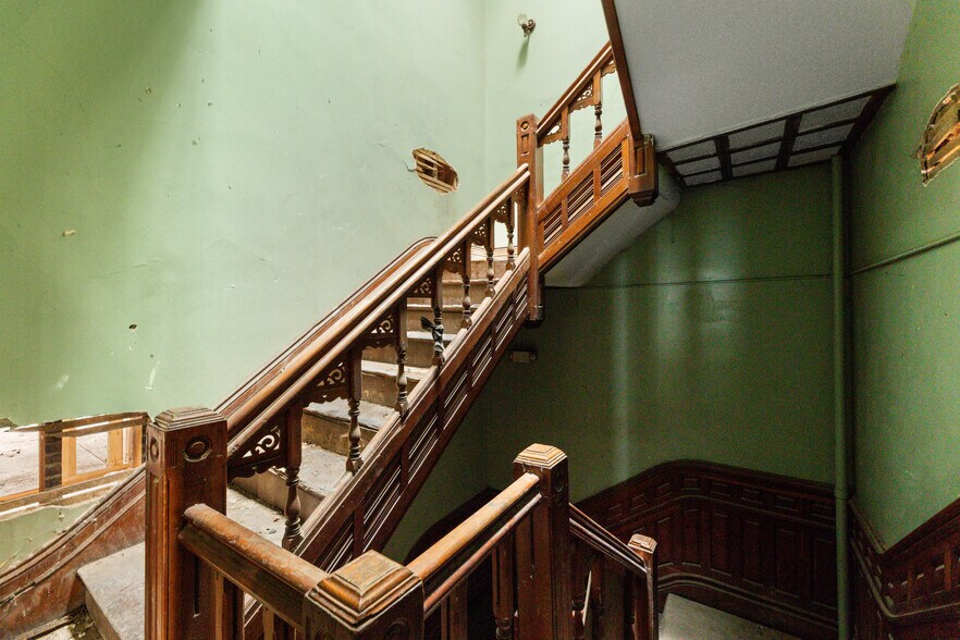 More Photos Of 67-69 Lincoln Park, Newark Apartments For Sale