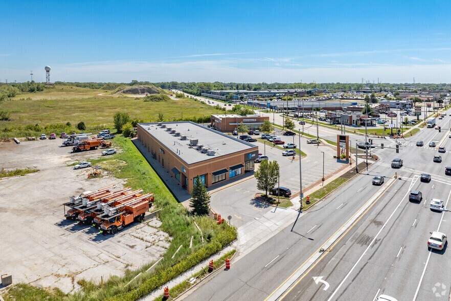 More Photos Of 4742-4756 W Cal Sag Rd, Midlothian Unknown For Lease