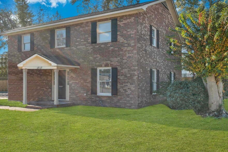 More Photos Of 4809 Augusta Rd, Savannah Storefront Retail Office For Sale