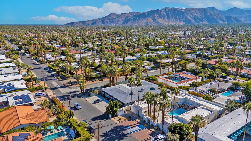 More Photos Of 1425 S Via Soledad, Palm Springs Apartments For Sale