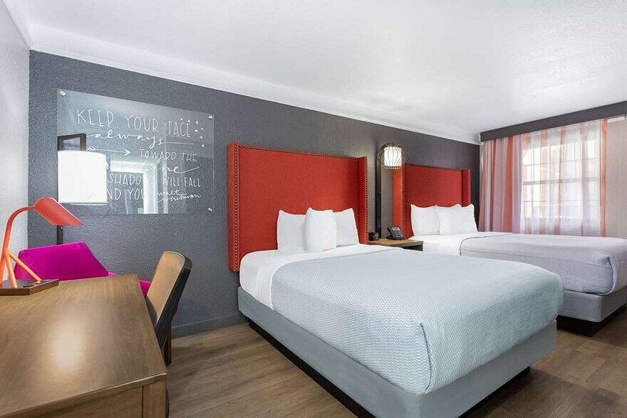 More Photos Of 7750 Davis Hwy, Pensacola Hotel For Sale