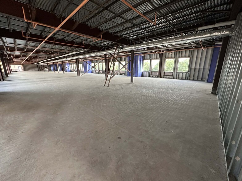 More Photos Of 4899 Highway 6, Missouri City Storefront Retail Office For Sale