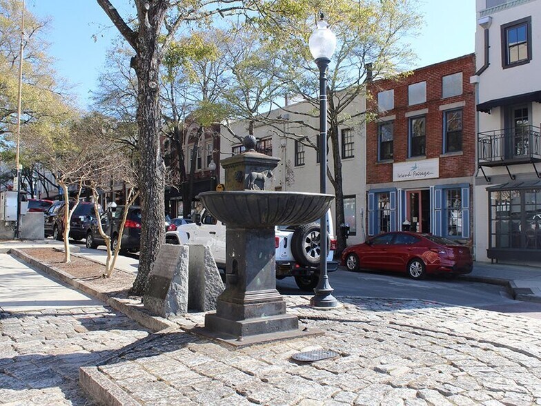 More Photos Of 901 Nutt St, Wilmington Multifamily For Sale