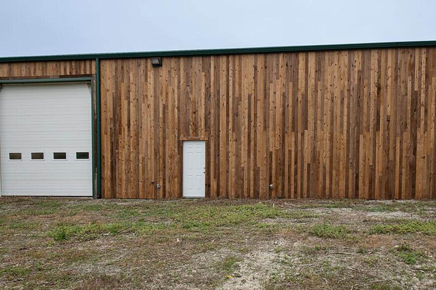 More Photos Of 6118 N County Road 800 E, Twelve Mile Flex For Sale