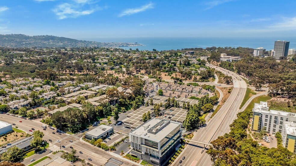 More Photos Of 8950 Villa La Jolla Dr, La Jolla Unknown For Lease