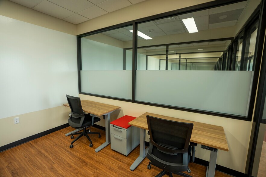 More Photos Of 25140 Kingsland, Katy Coworking Space