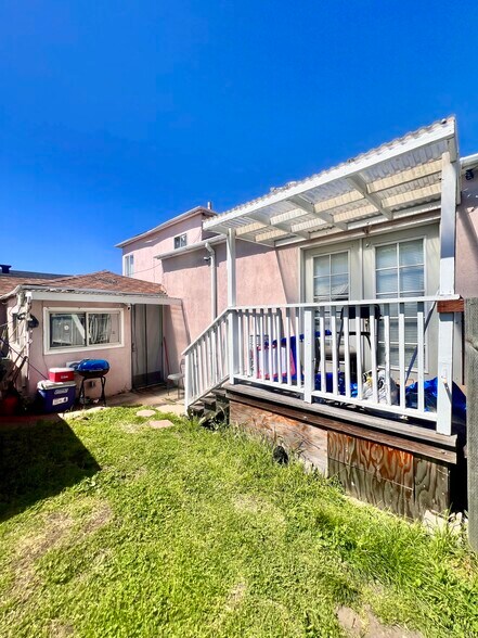 More Photos Of 789 17th St, Richmond Multifamily For Sale