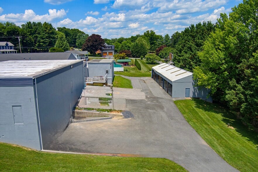 More Photos Of 1584 Deer Park Rd, Finksburg Warehouse For Lease