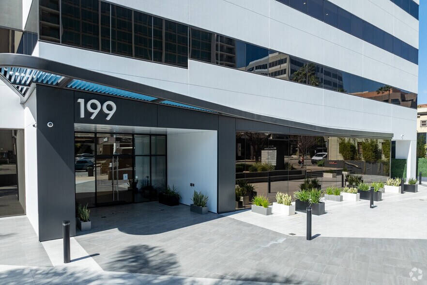 More Photos Of 199 S Los Robles Ave, Pasadena Office For Lease