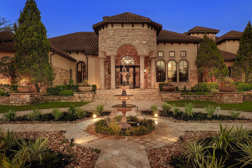 More Photos Of 28611 Blue Jack Ln, Magnolia Sports And Entertainment For Sale