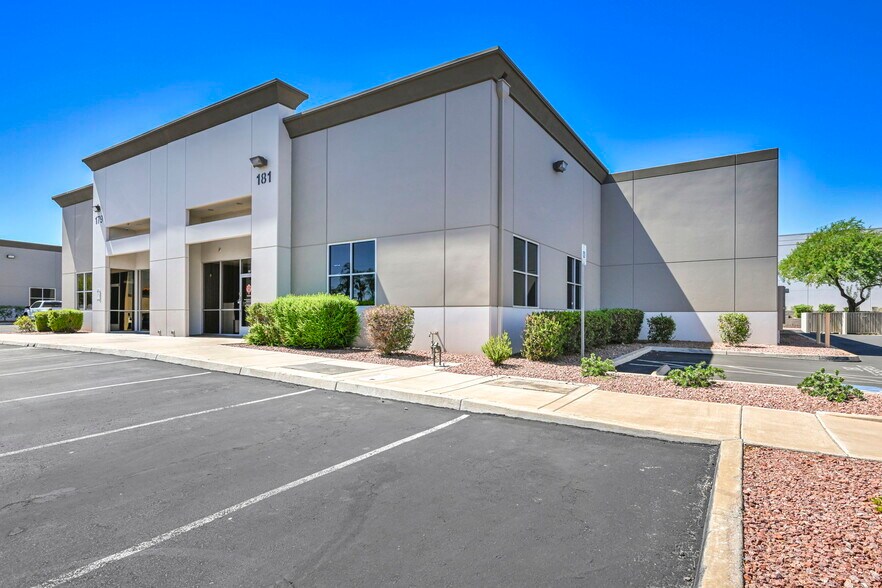 More Photos Of 181 N Gibson Rd, Henderson Warehouse For Sale