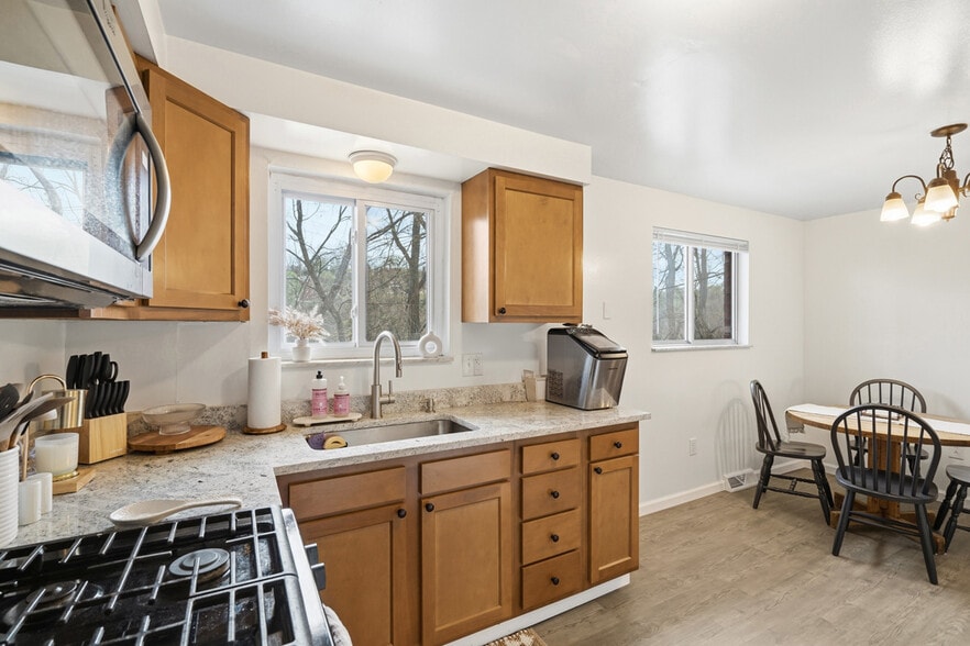 More Photos Of 3801 Hilpert St, Pittsburgh Apartments For Sale