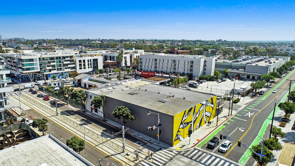 Primary Photo Of 700-716 Colorado Ave, Santa Monica Warehouse For Sale