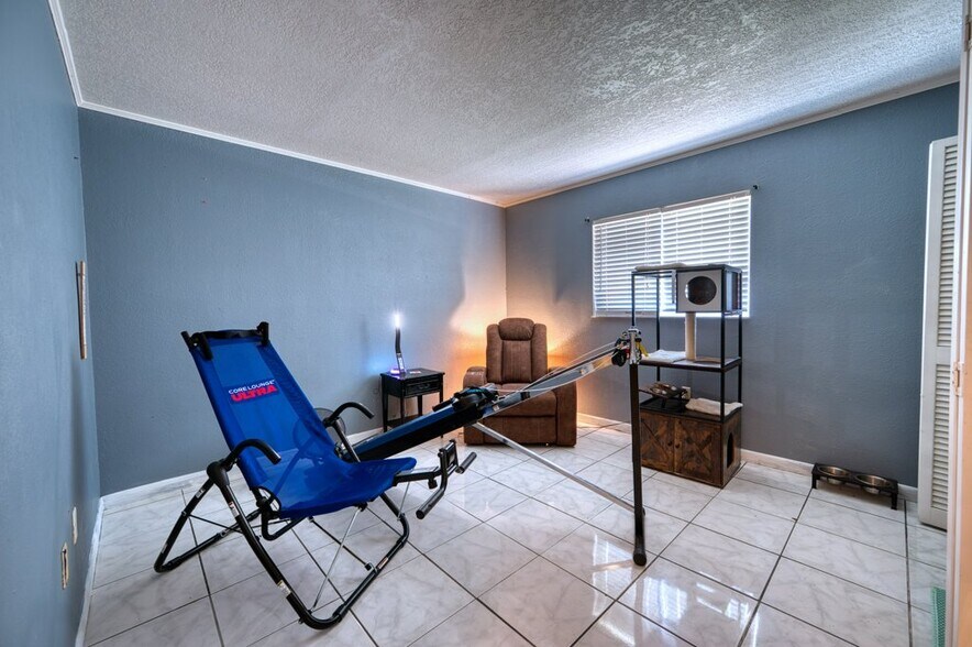 More Photos Of 25038 Harborview Rd, Port Charlotte Apartments For Sale