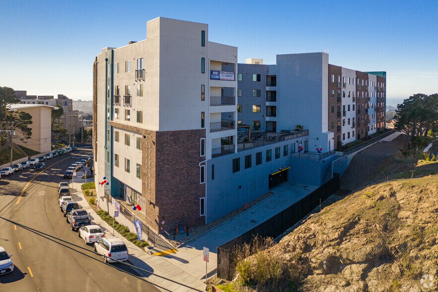 4619 Brunswick St, Daly City, CA 94014 MultiFamily For Lease