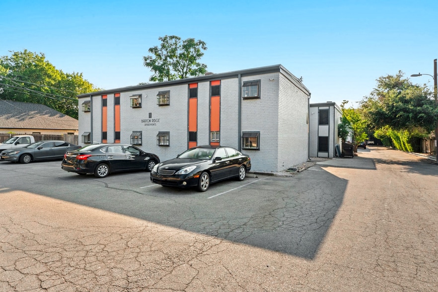 More Photos Of 1501 Kinney Ave, Austin Apartments For Sale