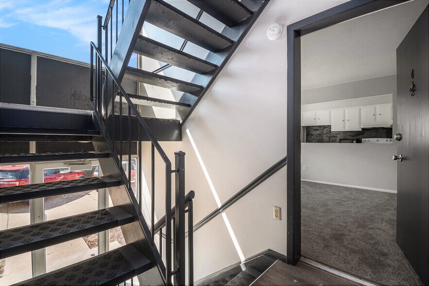 More Photos Of 4422 S 25th St, Omaha Apartments For Sale