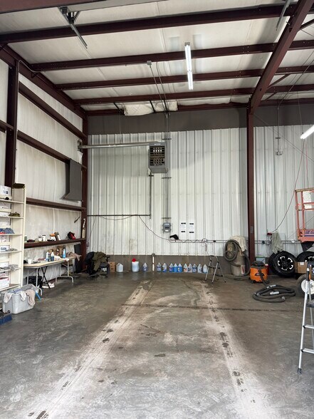 More Photos Of 2870 N Townsend Ave, Montrose Carwash For Sale