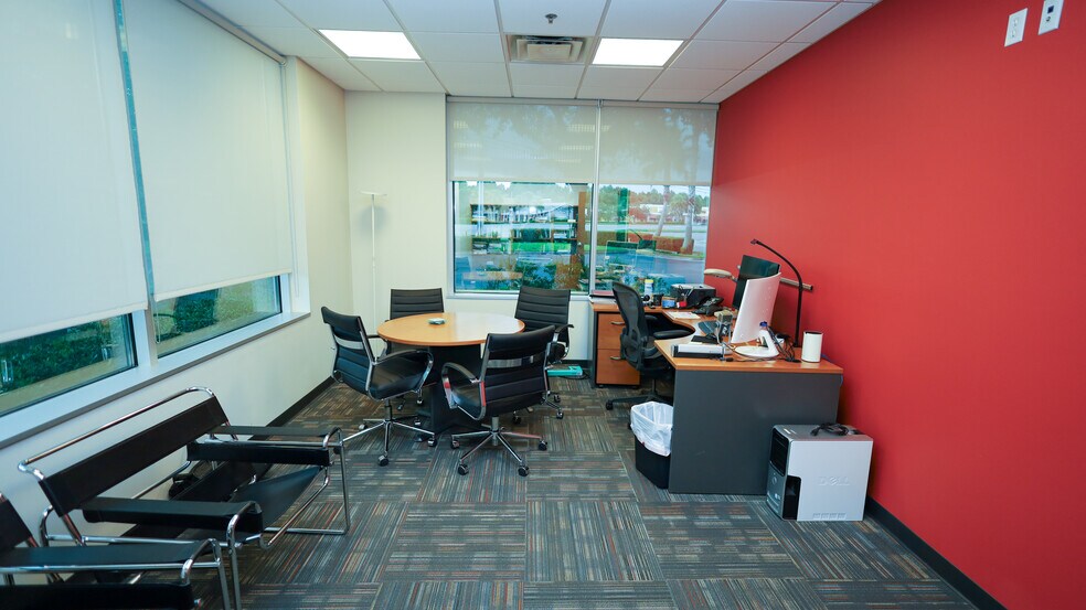 More Photos Of 7560 Red Bug Lake Rd, Oviedo Medical For Lease