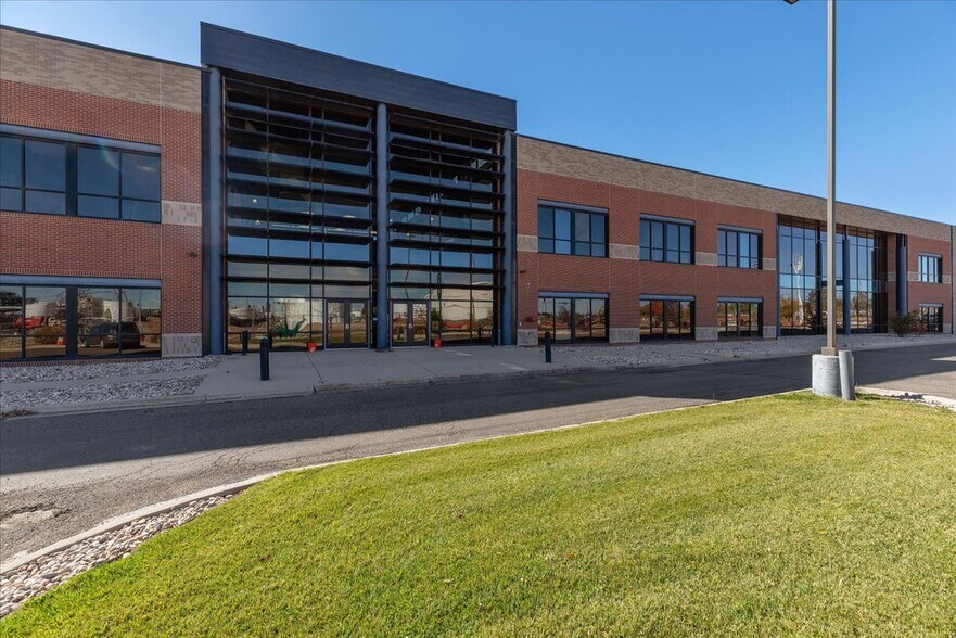 More Photos Of 300 Morrie Ave, Cheyenne Office For Sale