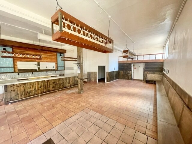 More Photos Of 3227 22nd St, San Francisco Storefront For Lease