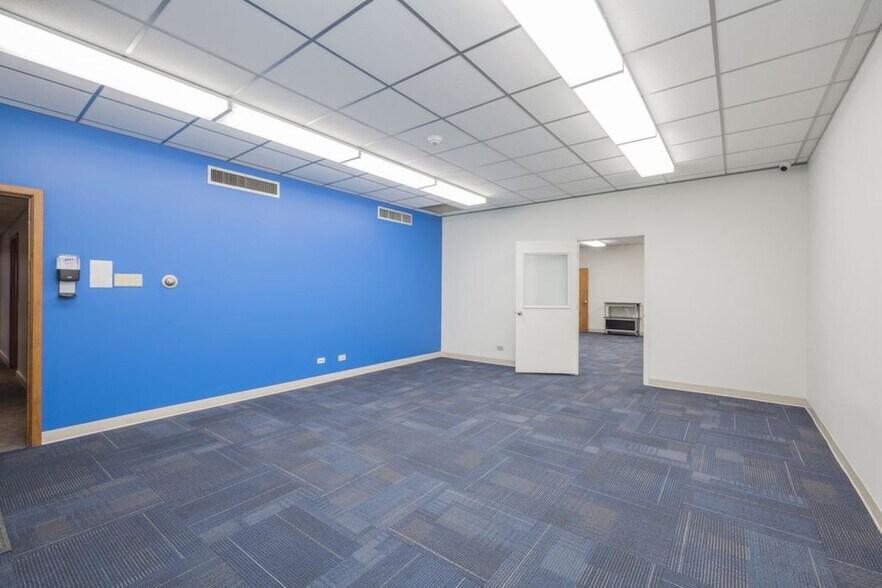 More Photos Of 807 Hudson Ln, Monroe Office For Sale