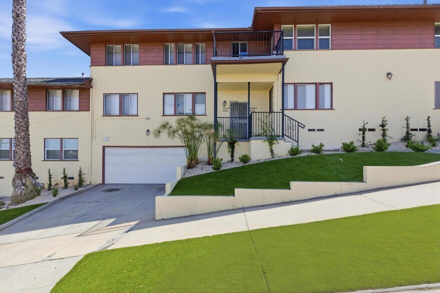 More Photos Of 4462 W 59th St, Los Angeles Apartments For Sale