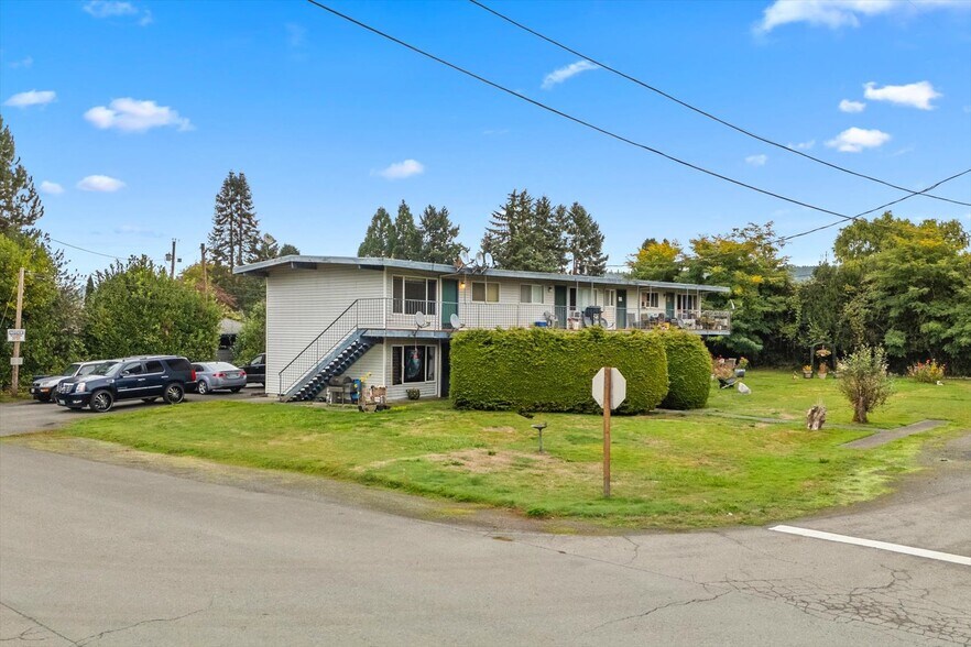 More Photos Of 31624 W Rutherford St, Carnation Apartments For Sale