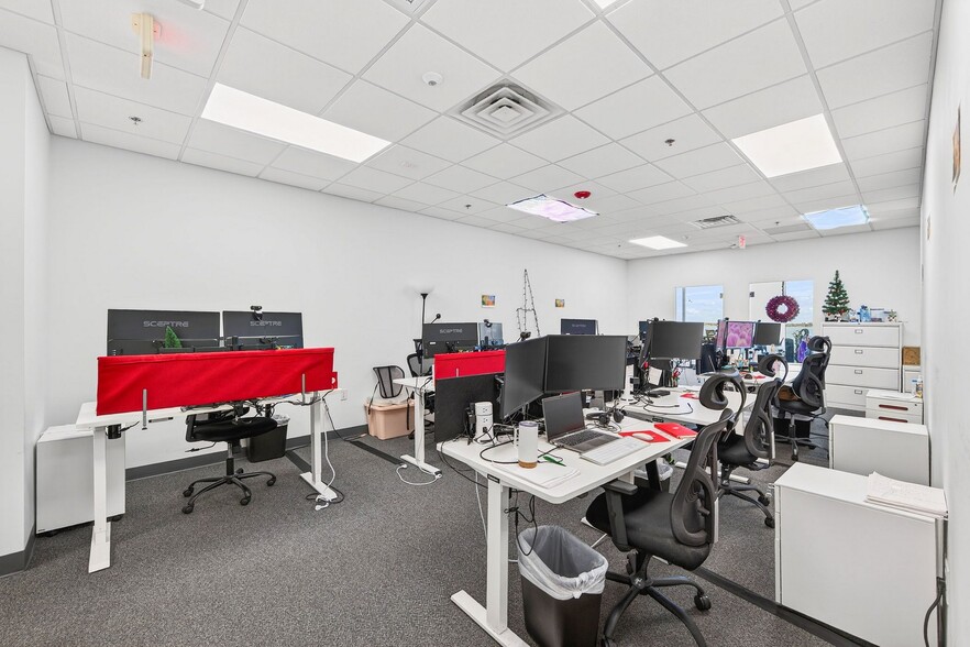 More Photos Of 930 S Harbor City Blvd SW, Melbourne Office For Sale