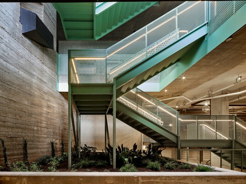 More Photos Of 1515 E Cesar Chavez St, Austin Coworking Space