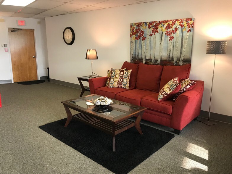 More Photos Of 194 Main St, Norwalk Office For Lease