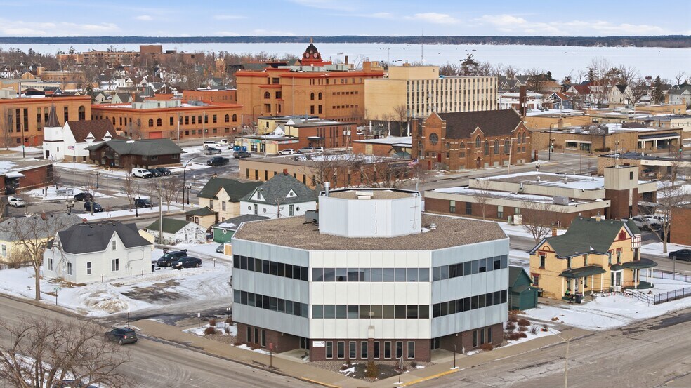 More Photos Of 403 4TH St NW, Bemidji Medical For Lease