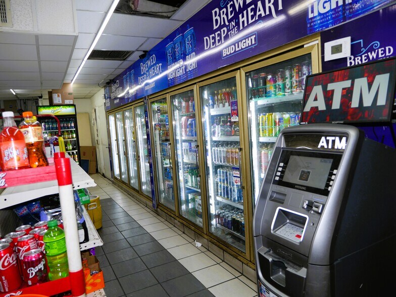 More Photos Of 8435 Tidwell Rd, Houston Service Station For Sale