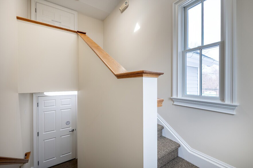 More Photos Of 27 Catoonah St, Ridgefield General Retail For Sale