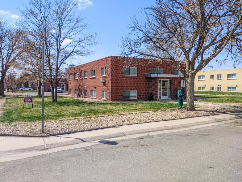 More Photos Of 2505 Kenton St, Aurora Apartments For Sale