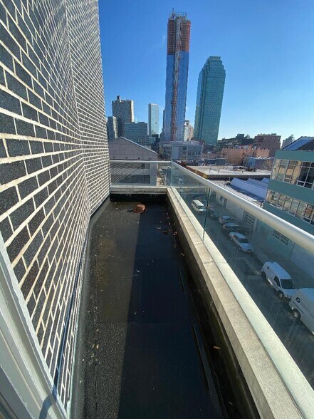 More Photos Of 11-11 44th Rd, Long Island City Office For Sale