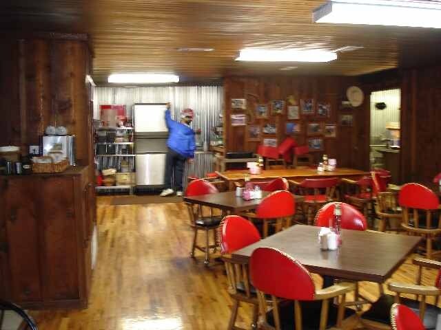 More Photos Of 1502 W Main, Honey Grove General Retail For Sale